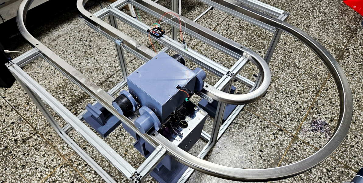 동아리에서 만든 로봇3