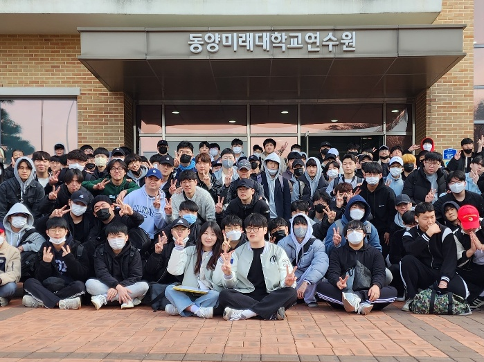 2023학년도 로봇자동화공학부 엠티 대표이미지